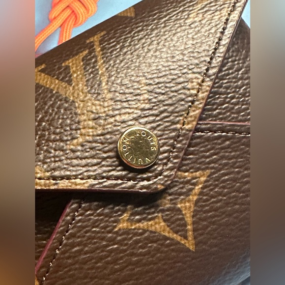 Classic Louis Vuitton Kirigami Set - Picture 8 of 16